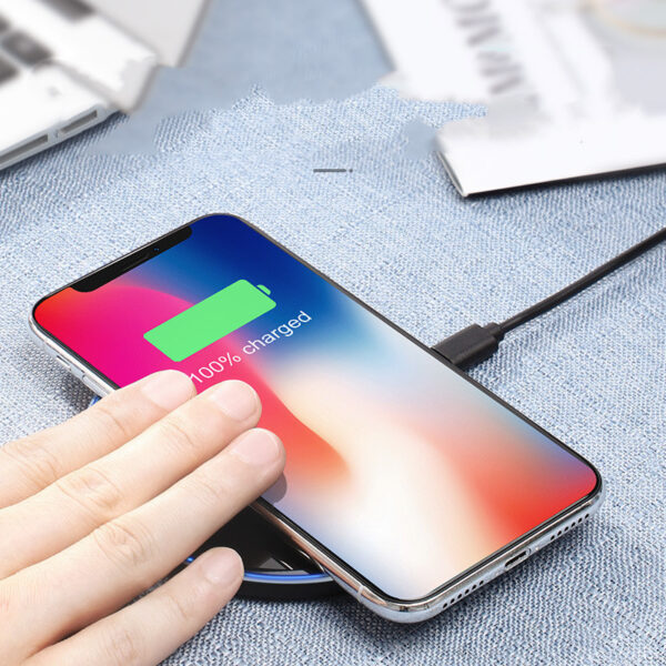 Cross-Border 10W Mirror Wireless Charger Fast Charge - Image 3