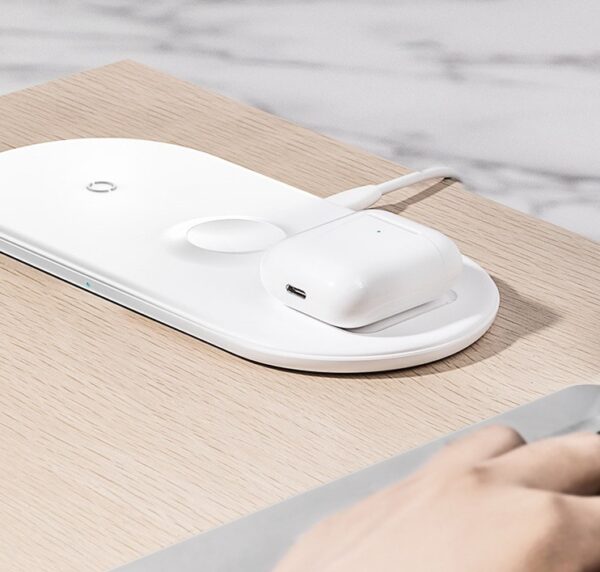 3-in-1 wireless charging - Image 5